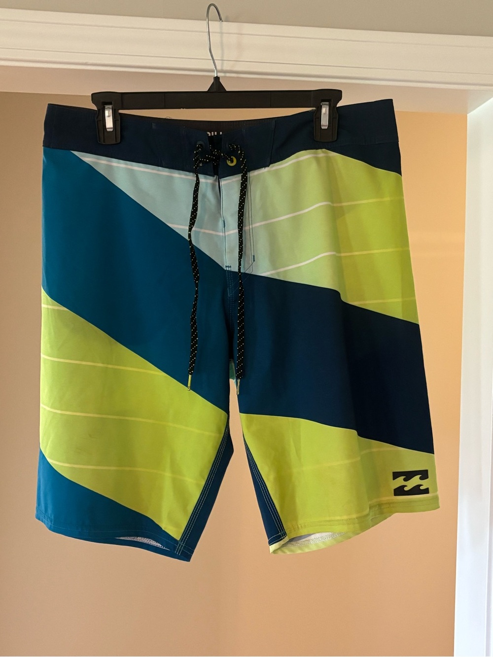 Billabong Men’s Teal, Lime & Navy Diagonal Stripe Boardshorts